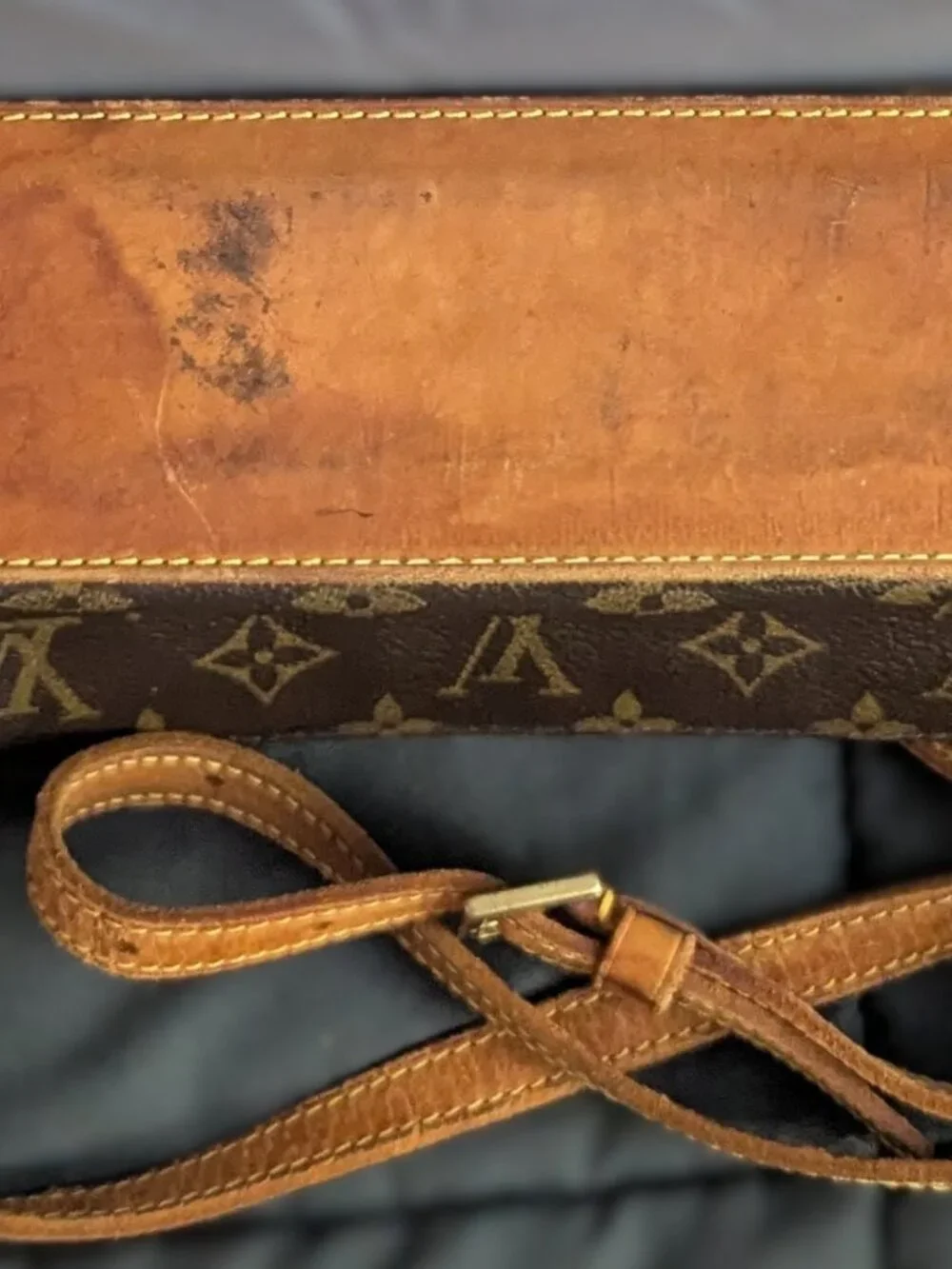 Louis Vuitton Monogram Canvas Pochette Accessories / Shoulder Bag (COA Included)